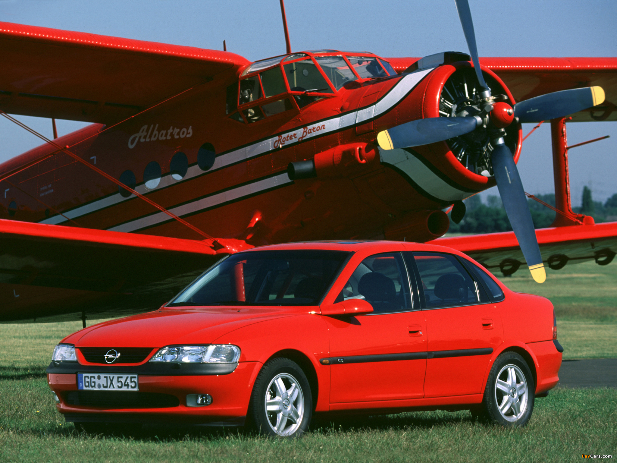 Images of Opel Vectra Sedan (B) 1995–99 (2048 x 1536)