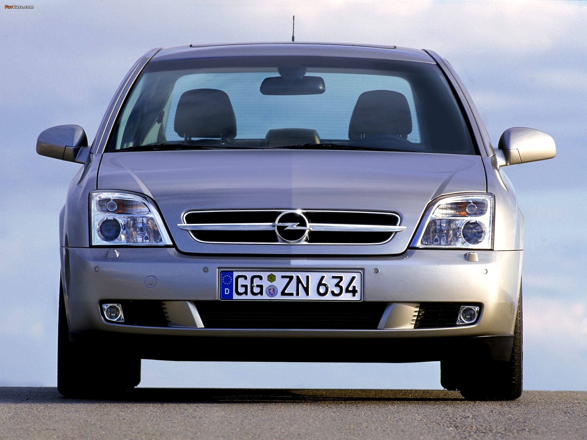 Images of Opel Vectra Sedan (C) 2002–05 (2048 x 1536)