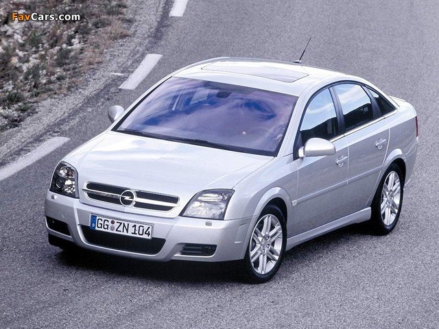 Images of Opel Vectra GTS (C) 2002–05 (640 x 480)