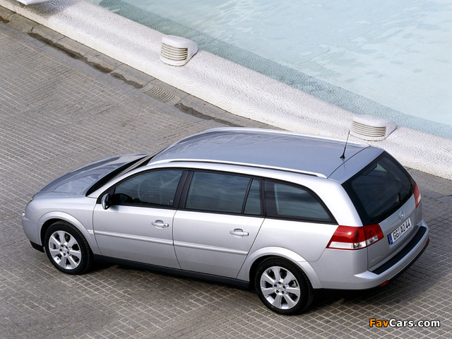 Images of Opel Vectra Caravan (C) 2003–05 (640 x 480)