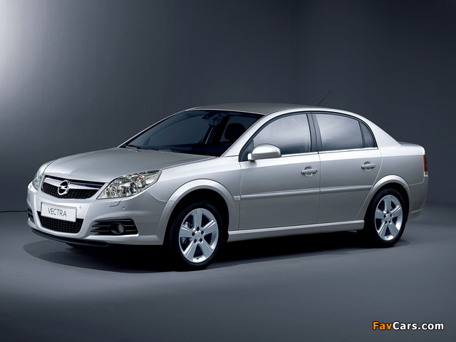 Images of Opel Vectra Sedan (C) 2005–08 (640 x 480)