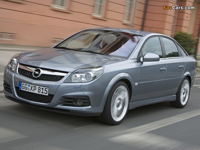 Images of Opel Vectra GTS (C) 2005–08 (640 x 480)