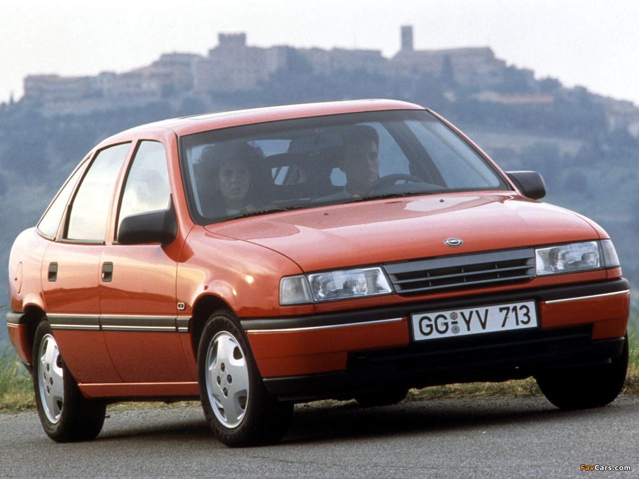 Opel Vectra Hatchback (A) 1988–92 images (1280 x 960)