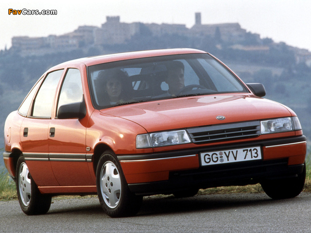 Opel Vectra Hatchback (A) 1988–92 images (640 x 480)