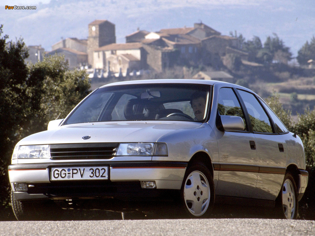 Opel Vectra GT Hatchback (A) 1988–92 images (1024 x 768)