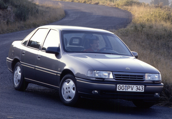 Opel Vectra Sedan (A) 1988–92 images