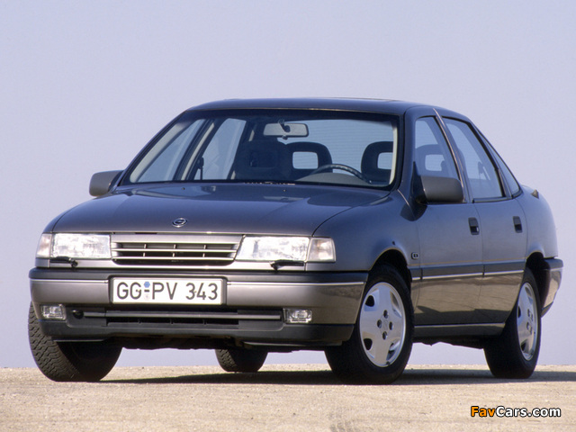 Opel Vectra Sedan (A) 1988–92 photos (640 x 480)