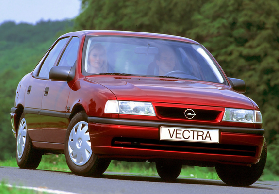 Opel Vectra Sedan (A) 1992–95 images