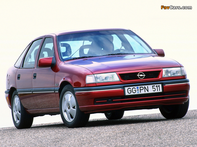 Opel Vectra Hatchback (A) 1992–95 wallpapers (640 x 480)