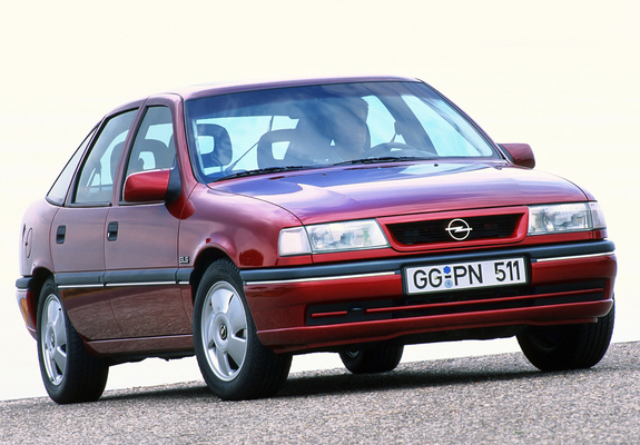 Opel Vectra Hatchback (A) 1992–95 wallpapers