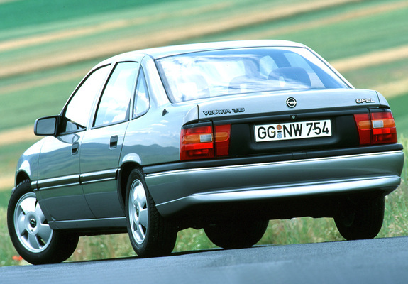 Opel Vectra V6 (A) 1993–95 photos