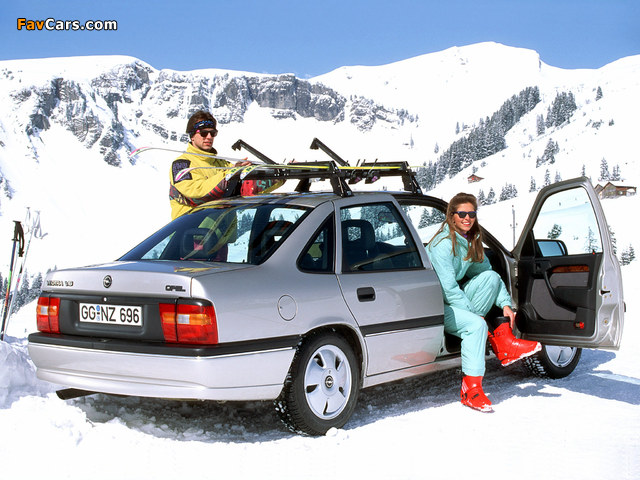 Opel Vectra V6 (A) 1993–95 pictures (640 x 480)