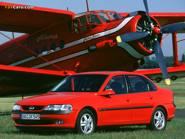 Opel Vectra Sedan (B) 1995–99 images (640 x 480)