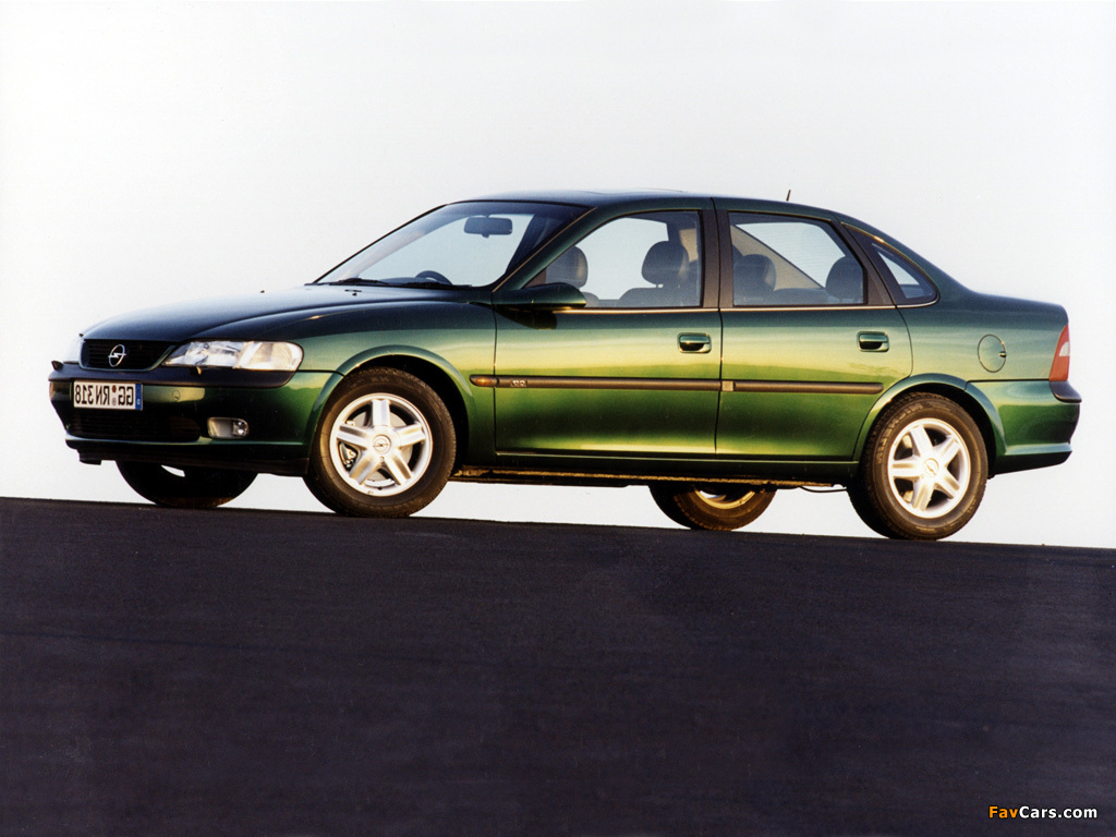Opel Vectra Sedan (B) 1995–99 images (1024 x 768)