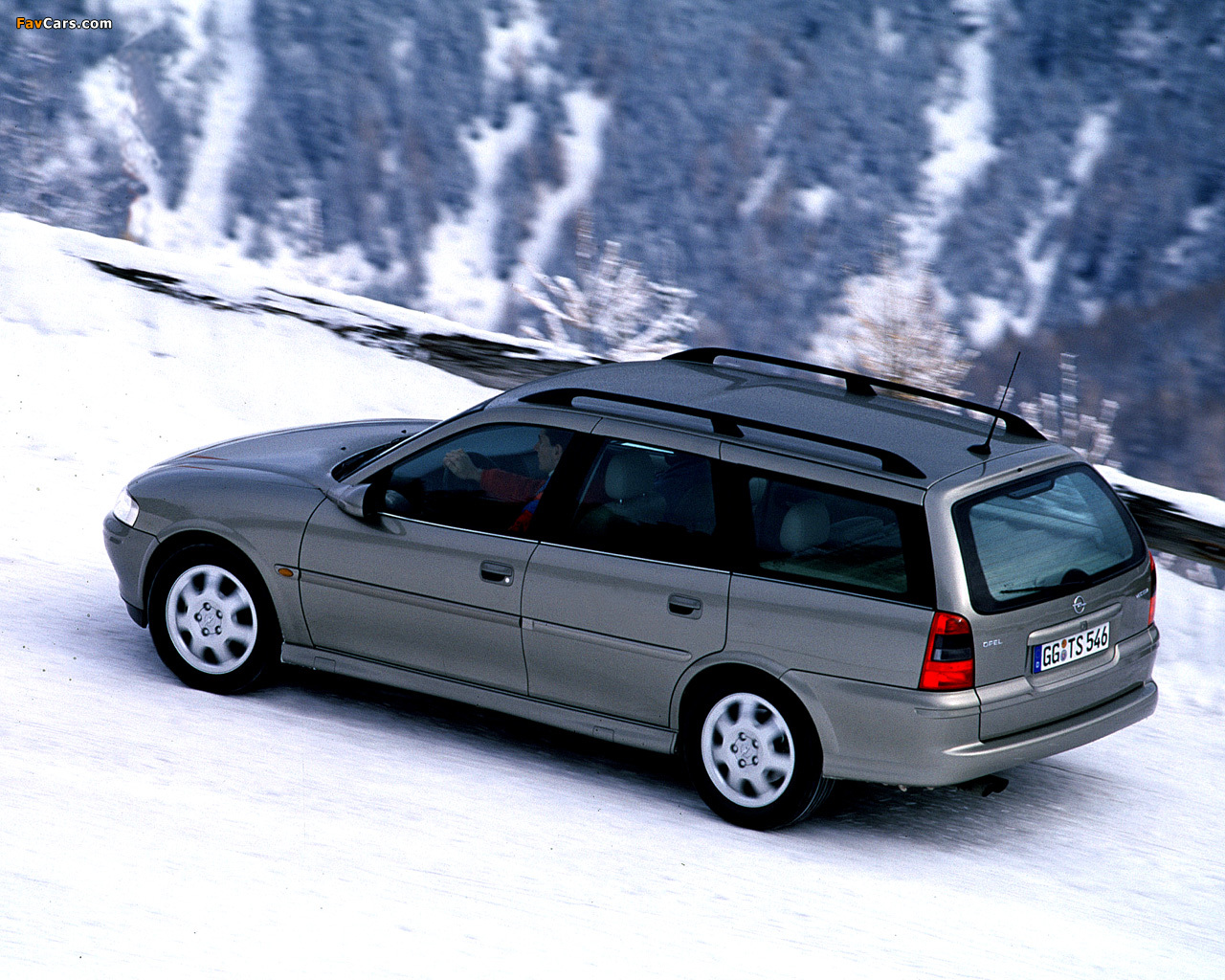 Opel Vectra Caravan (B) 1999–2002 images (1280 x 1024)