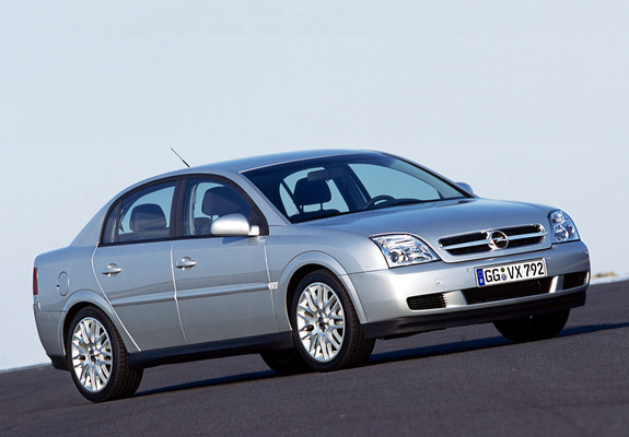 Opel Vectra Sedan (C) 2002–05 images