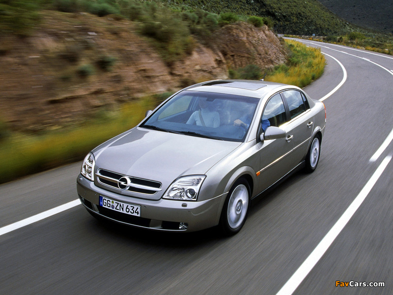 Opel Vectra Sedan (C) 2002–05 photos (800 x 600)