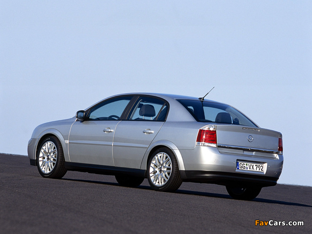 Opel Vectra Sedan (C) 2002–05 pictures (640 x 480)