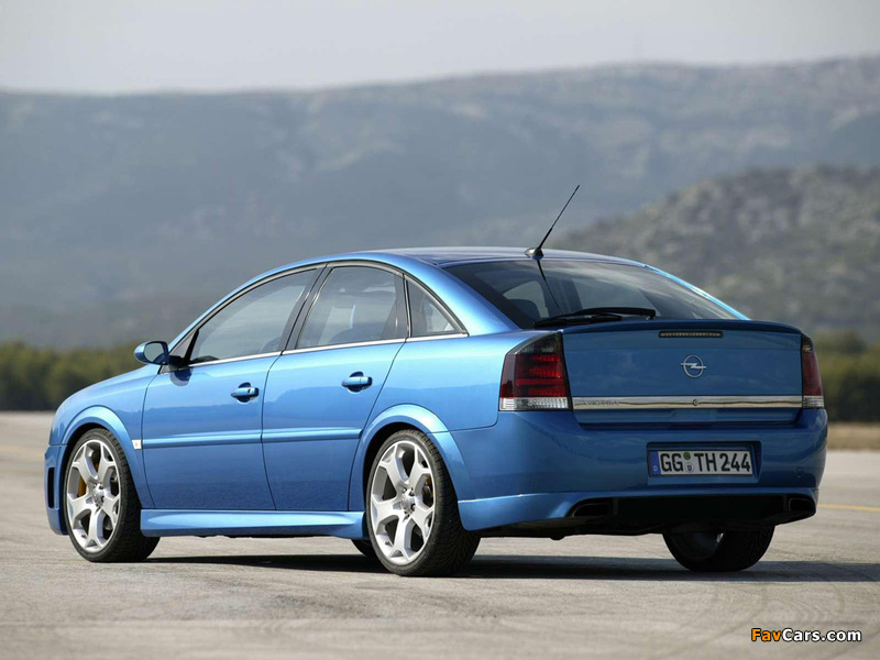 Opel Vectra GTS Twin Turbo OPC (C) 2003–05 images (800 x 600)