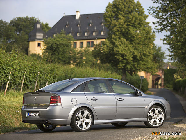 Opel Vectra GTS (C) 2005–08 pictures (640 x 480)