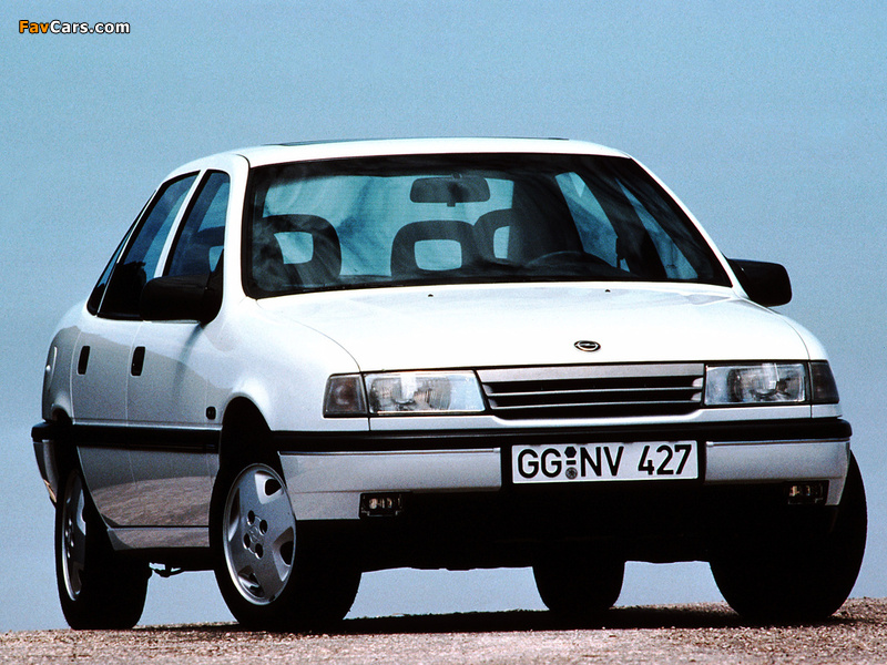 Photos of Opel Vectra Sedan (A) 1988–92 (800 x 600)