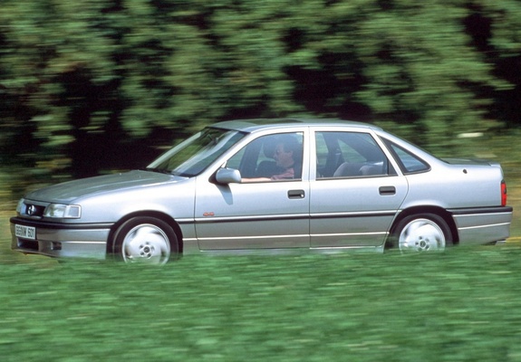 Photos of Opel Vectra Turbo 4x4 (A) 1992–94