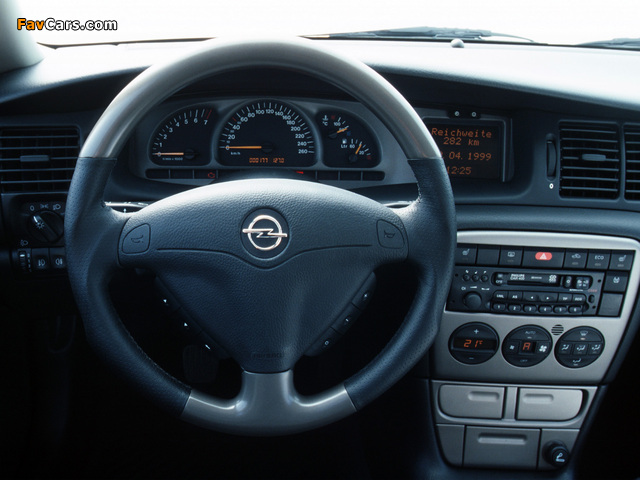 Pictures of Opel Vectra i500 (B) 1998–2000 (640 x 480)