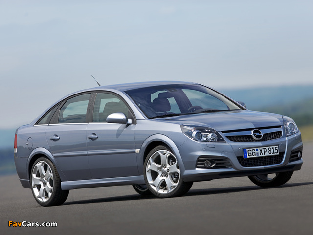Pictures of Opel Vectra GTS (C) 2005–08 (640 x 480)