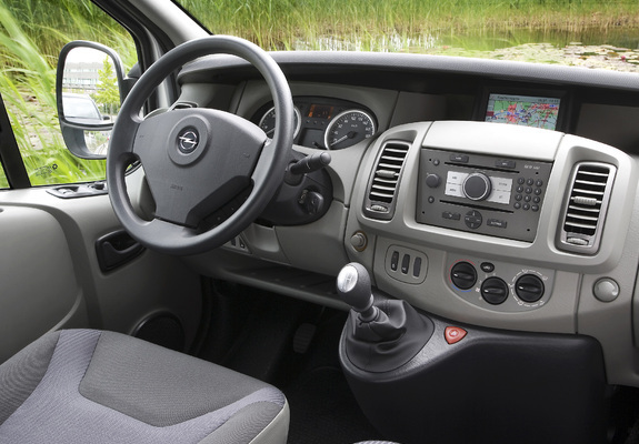 Opel Vivaro 2006 images