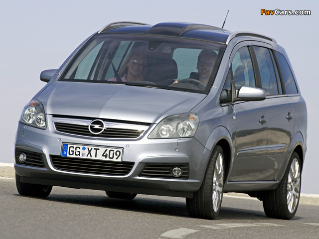 Images of Opel Zafira 2.0 Turbo (B) 2005–08 (640 x 480)