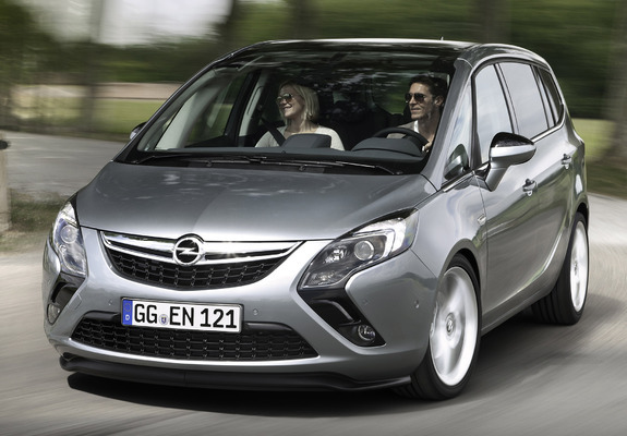 Images of Opel Zafira Tourer (C) 2011