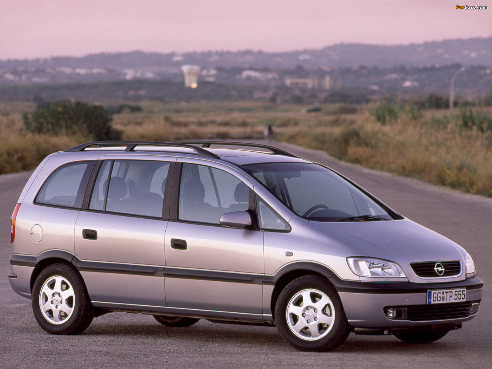 Opel Zafira (A) 1999–2003 pictures (1600 x 1200)