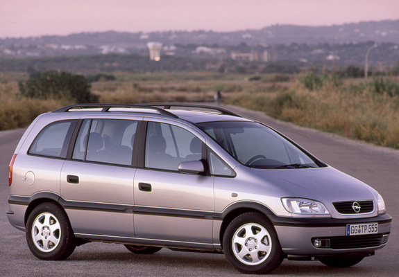Opel Zafira (A) 1999–2003 pictures