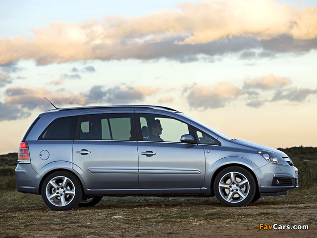 Opel Zafira 2.0 Turbo (B) 2005–08 wallpapers (640 x 480)