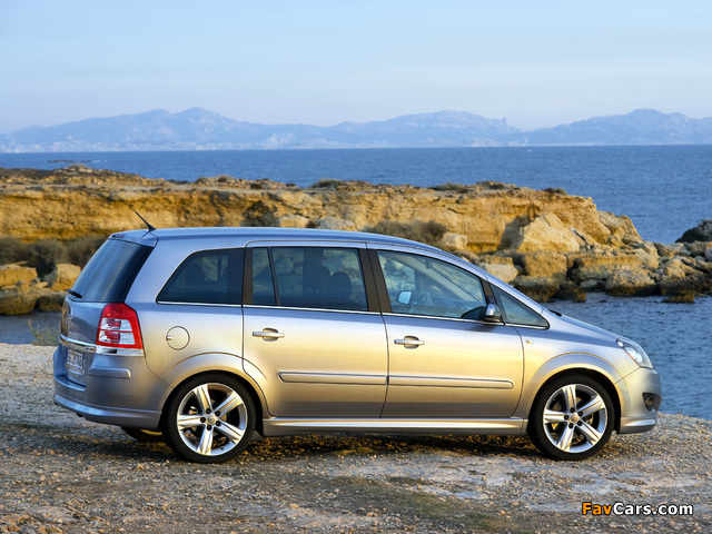 Opel Zafira (B) 2008 photos (640 x 480)