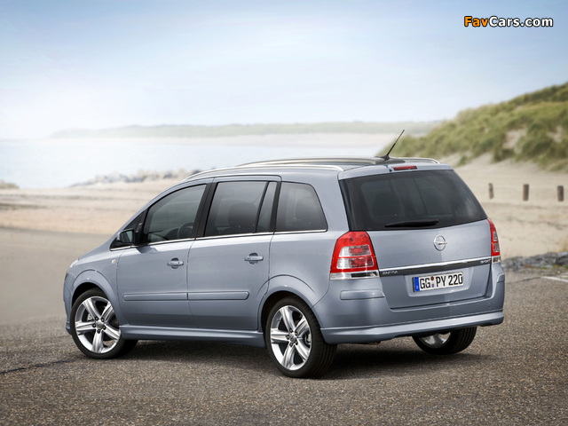 Opel Zafira (B) 2008 photos (640 x 480)