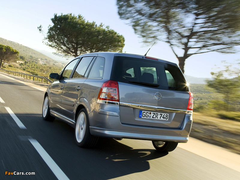 Opel Zafira (B) 2008 wallpapers (800 x 600)