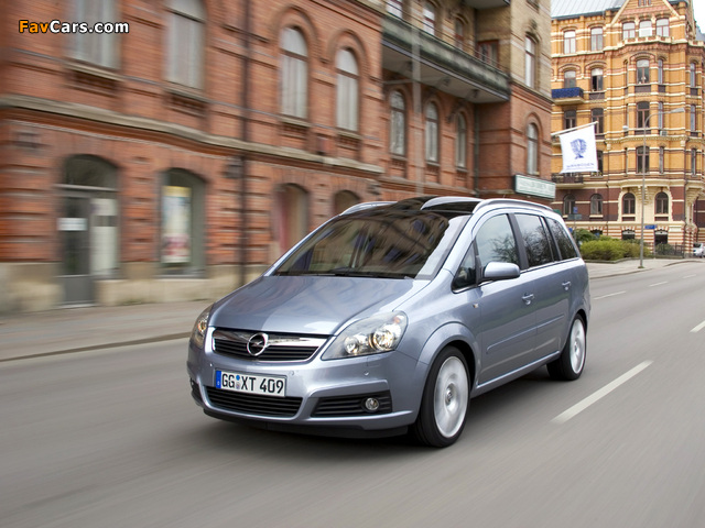 Photos of Opel Zafira 2.0 Turbo (B) 2005–08 (640 x 480)