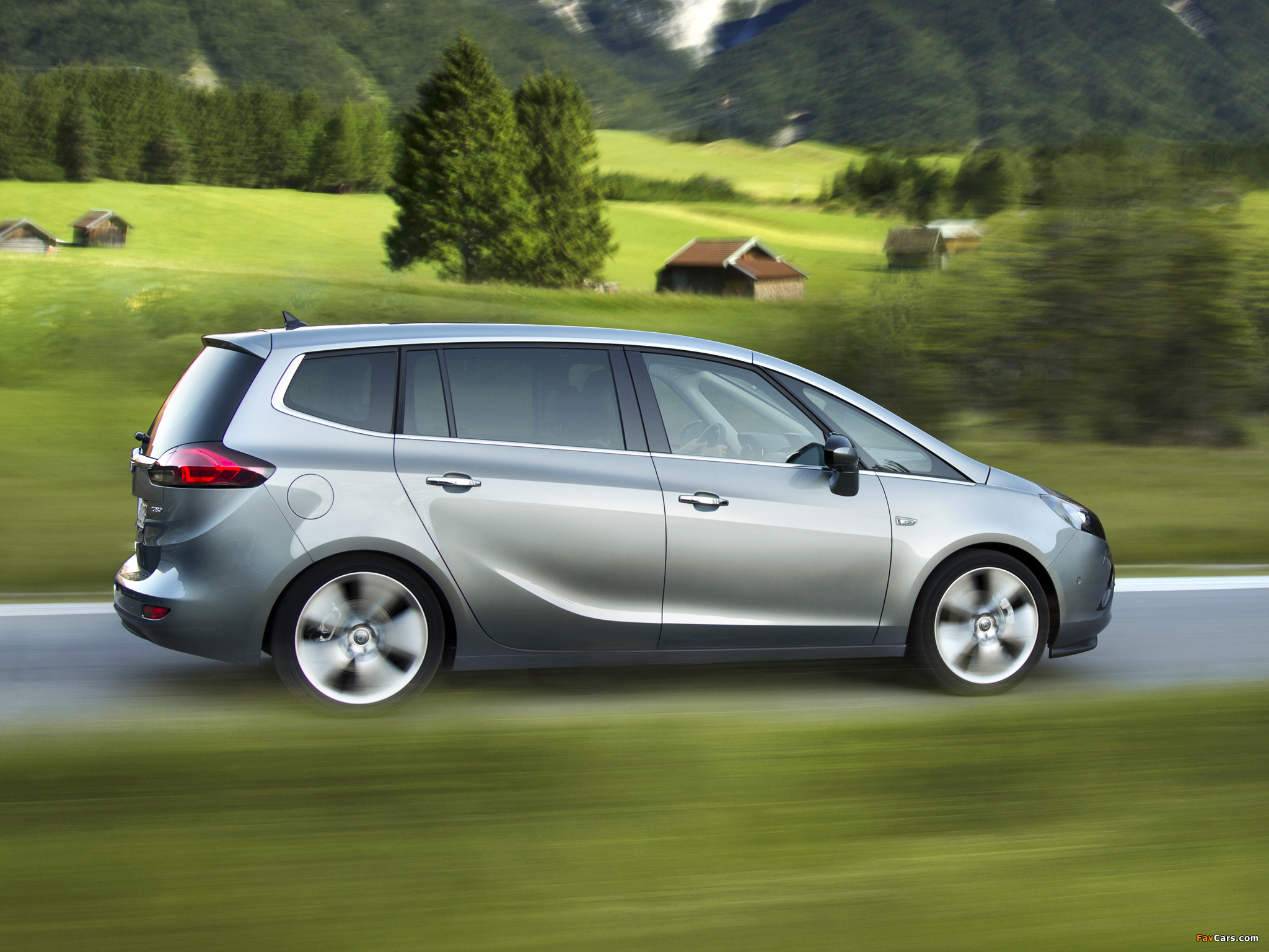 Photos of Opel Zafira Tourer Turbo (C) 2011 (2048 x 1536)