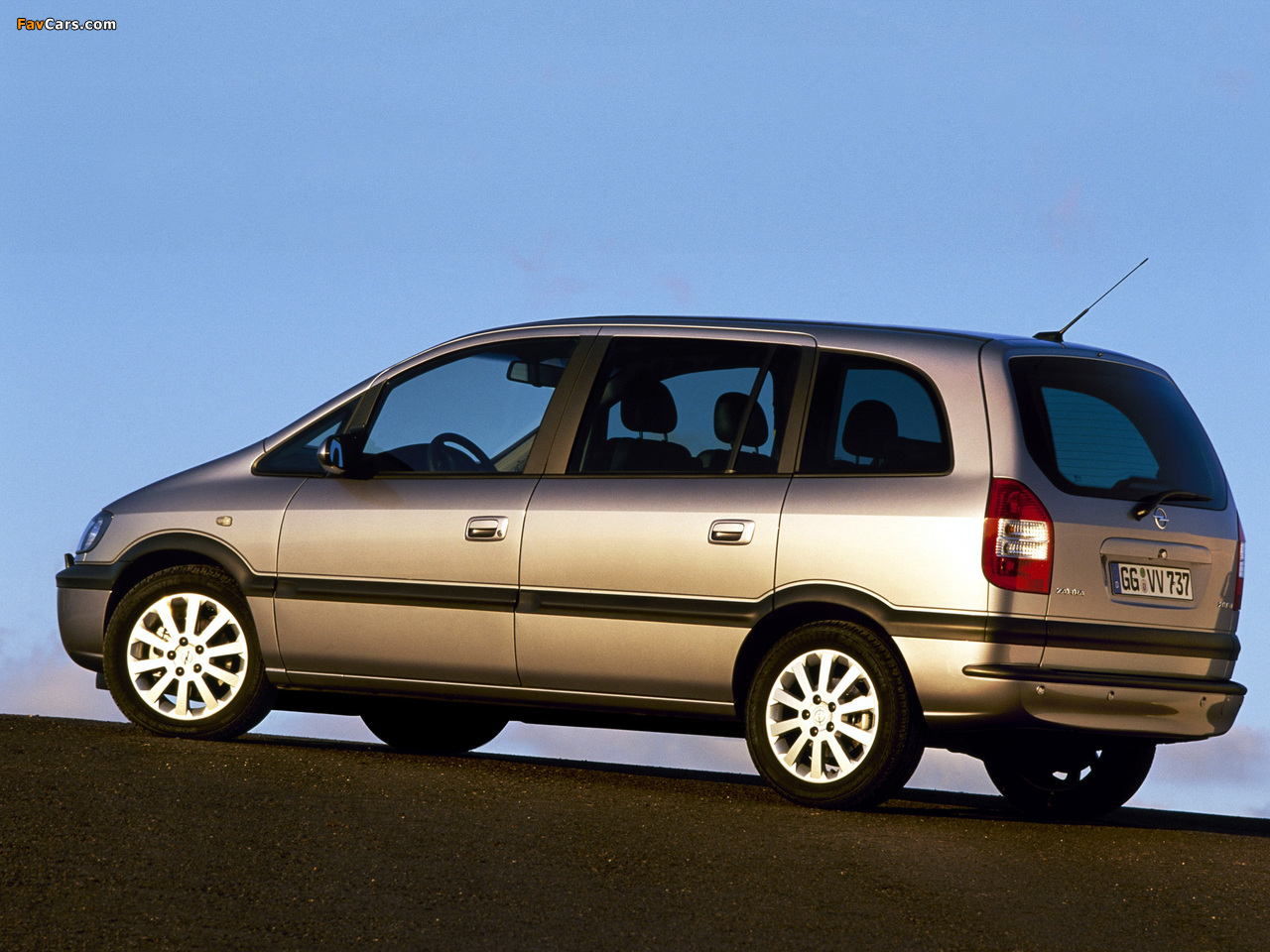 Pictures of Opel Zafira (A) 2003–05 (1280 x 960)
