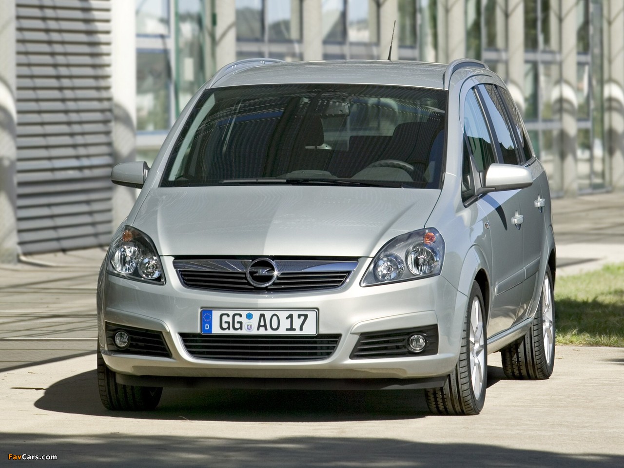 Pictures of Opel Zafira (B) 2005–08 (1280 x 960)