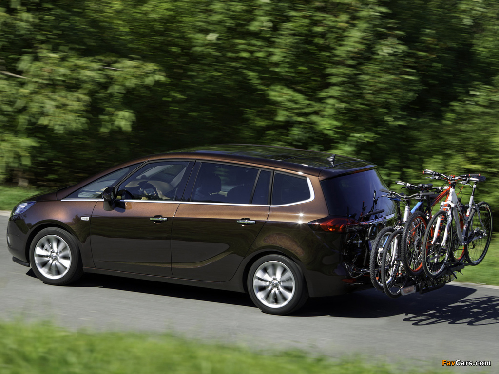 Pictures of Opel Zafira Tourer (C) 2011 (1024 x 768)