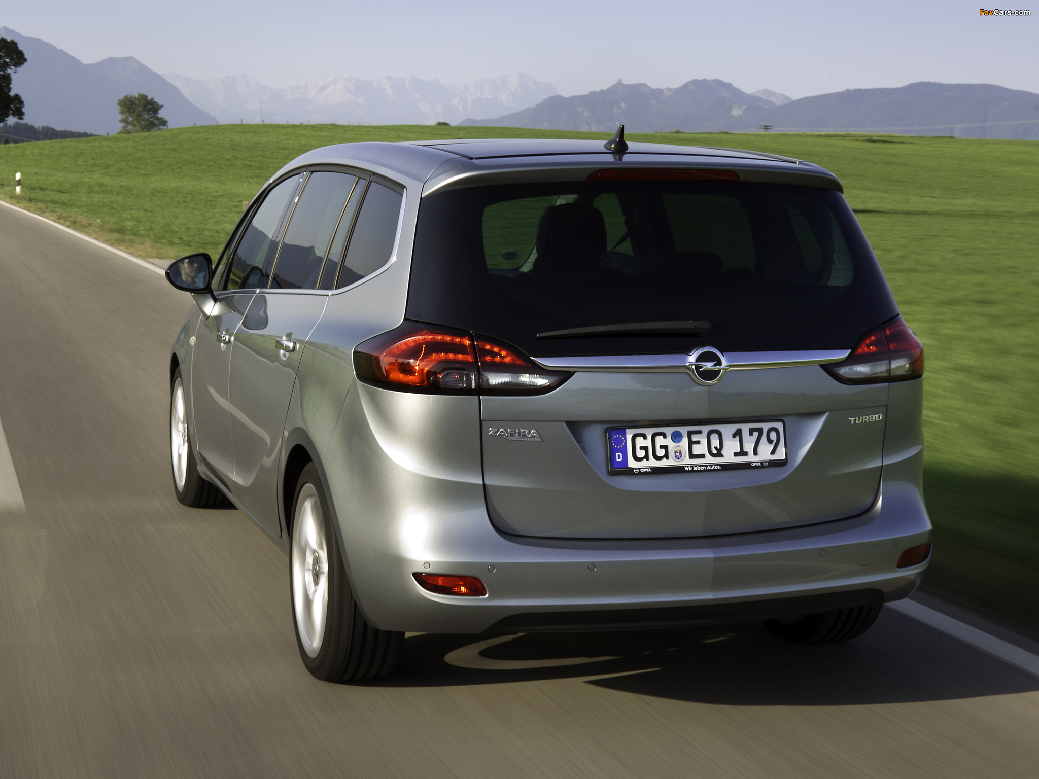 Pictures of Opel Zafira Tourer Turbo (C) 2011 (2048 x 1536)