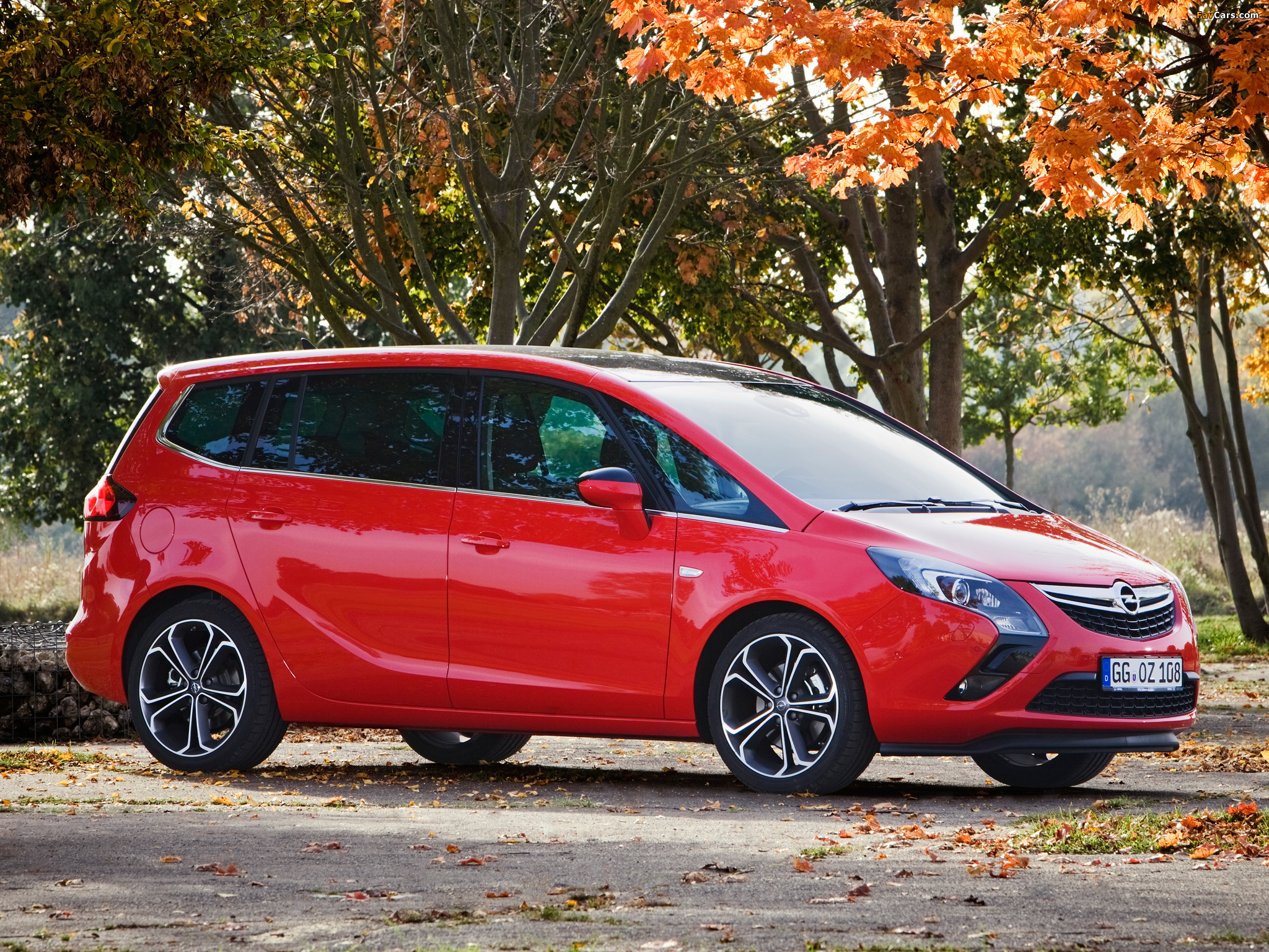 Pictures of Opel Zafira Tourer BiTurbo (C) 2012 (2048 x 1536)