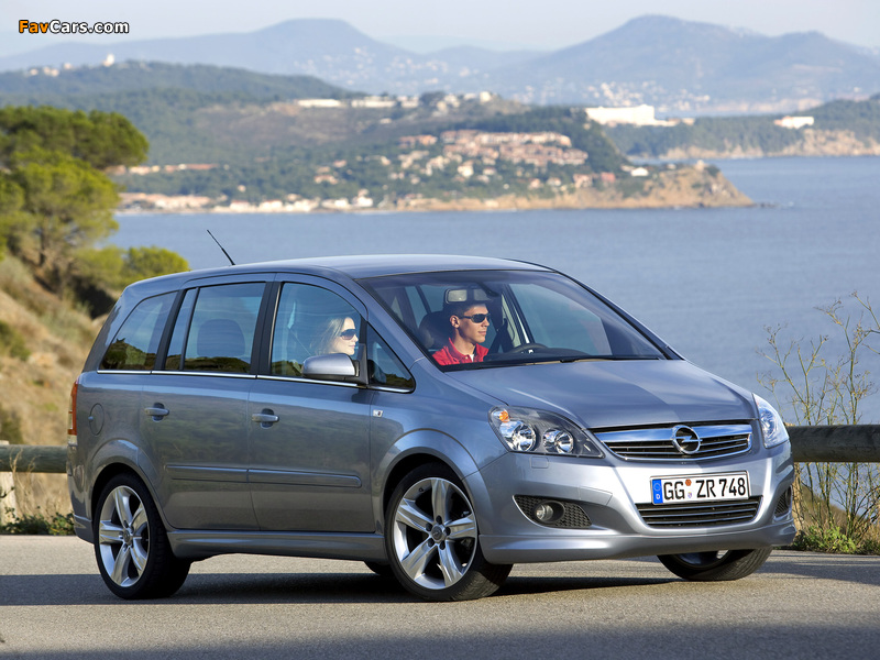 Opel Zafira (B) 2008 wallpapers (800 x 600)