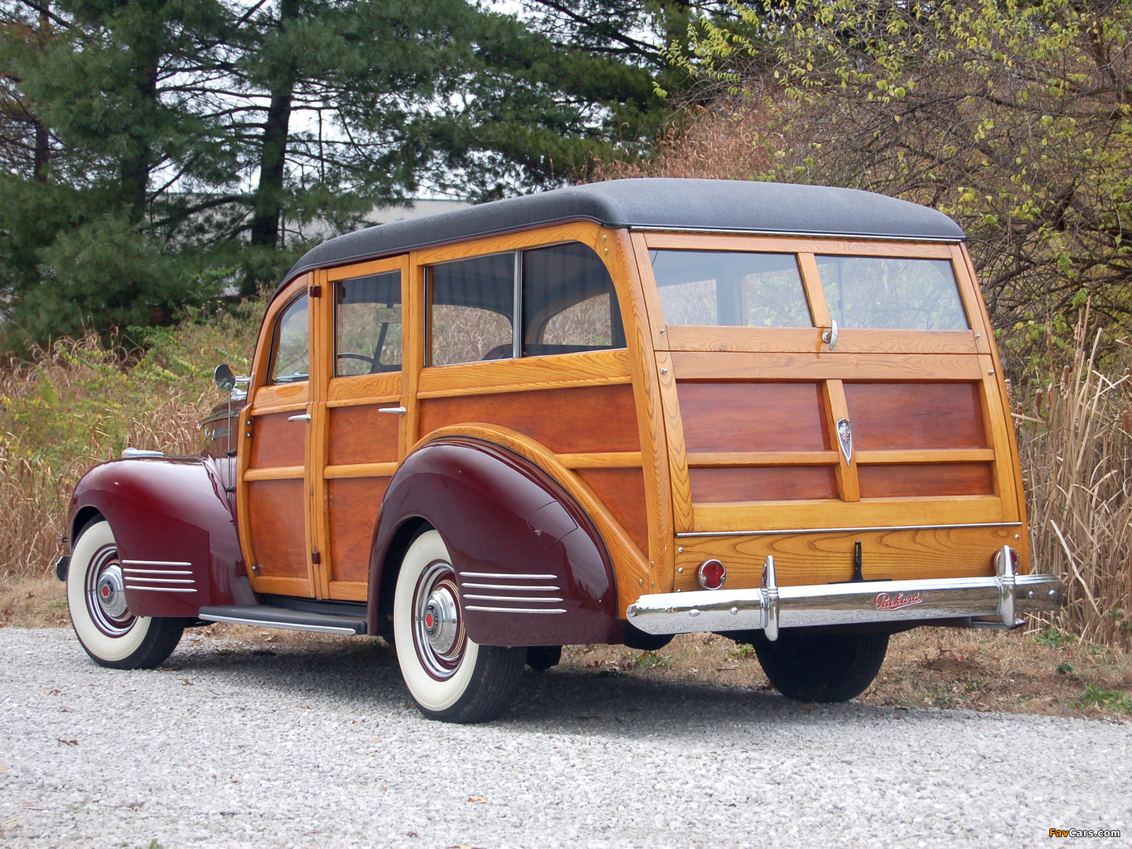 Photos of Packard 110 Station Wagon 1941 (1600 x 1200)