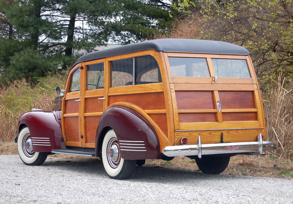 Photos of Packard 110 Station Wagon 1941