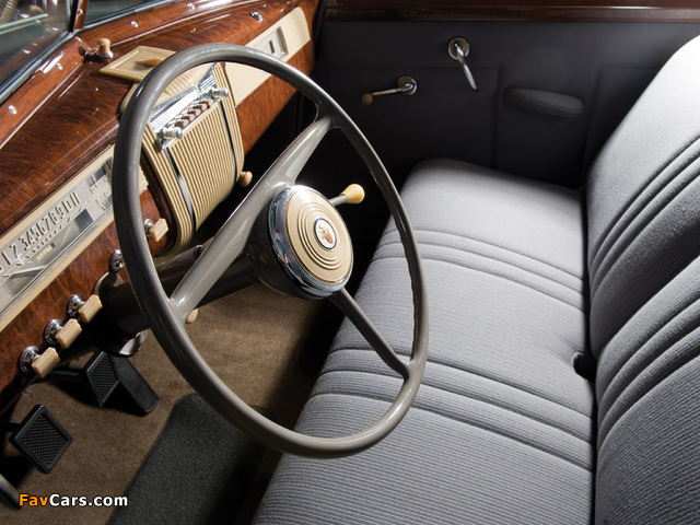 Packard 110 2-door Touring Sedan 1941 wallpapers (640 x 480)