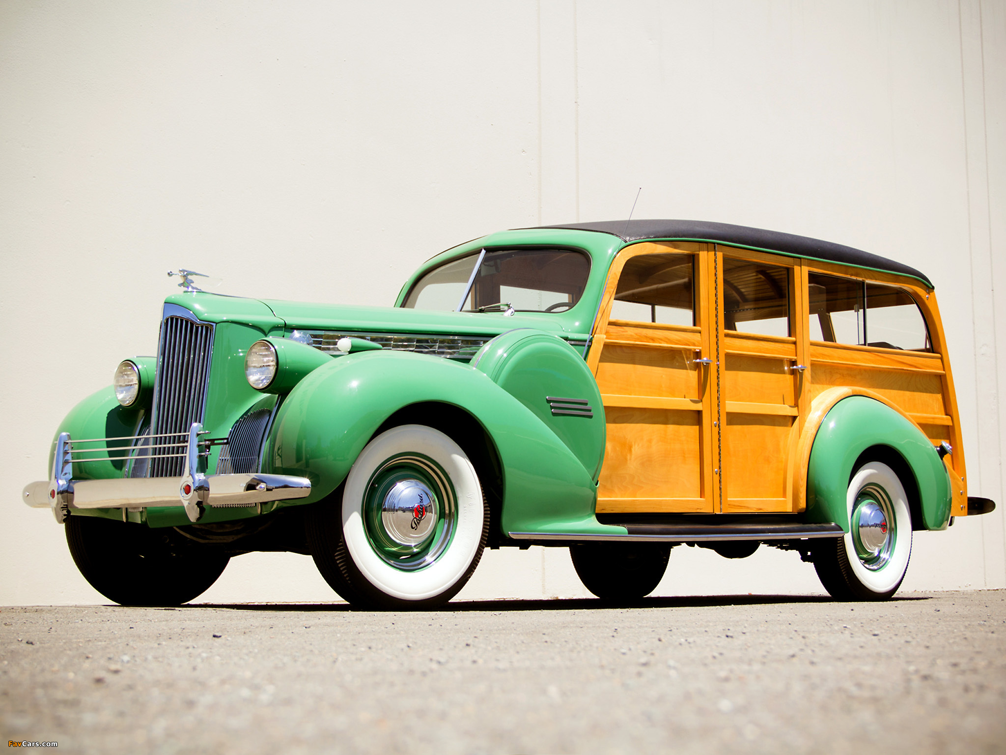 Images of Packard 120 Station Wagon by Hercules 1940 (2048 x 1536)
