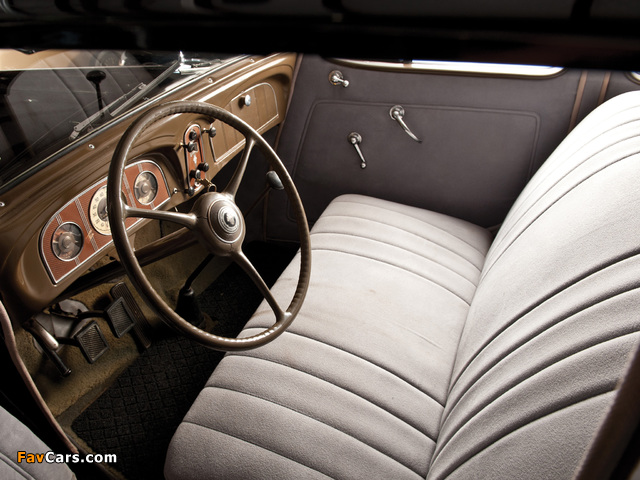 Packard 120 Sedan 1936 images (640 x 480)